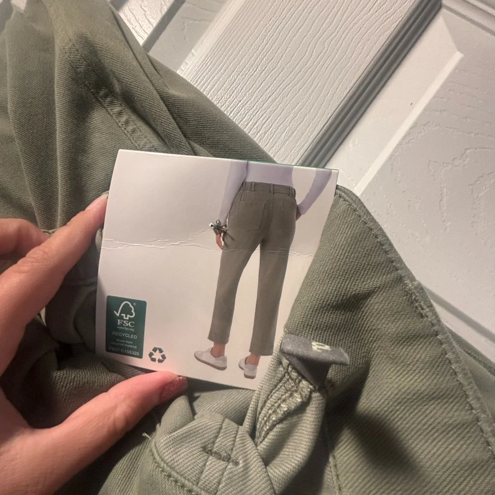 32 Degrees Relaxed Fit Olive Green Cropped Pants XL - Picture 3 of 4